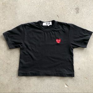 COMME DES GARCONS PLAY CROPPED TEE